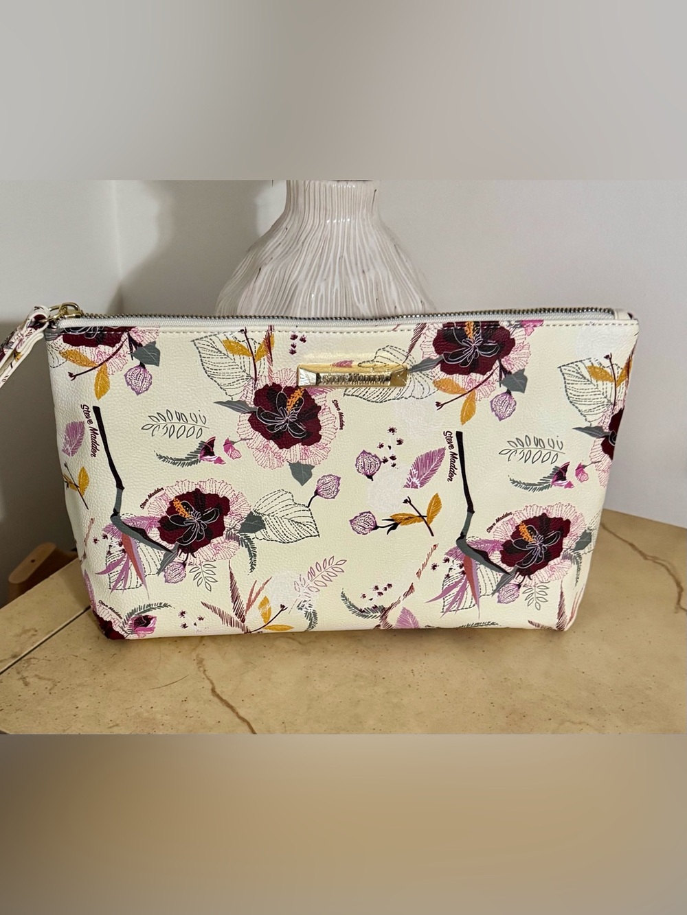 STEVE MADDEN LARGE FLORAL ZIP POUCH/COSMETIC BAG W/WRIST LOOP NWOT